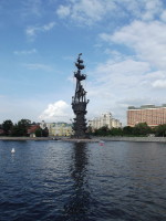 Москва-река, памятник Петру Первому