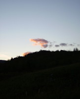 Закат с редкими облаками