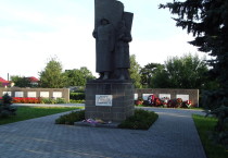 Столбцы. Памятник Героям Великой Отечественной войны