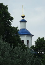 верхняя часть церкви в Петрове-Дальнем