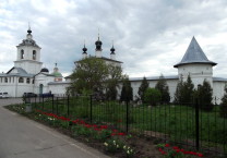 Троицкий Белопесоцкий монастырь