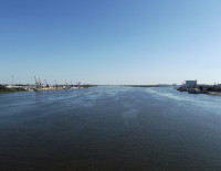 Астрахань и Волга