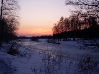 Закат над замёрзшим озером