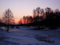 Закат над замёрзшим озером