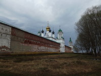 Стена Спасо-Яковлевского монастыря